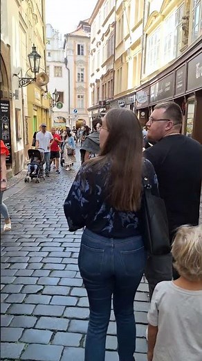 PRAGUE 🇨🇿 OLD TOWN WALKING TOUR 4K SHOPPING STREET #shorts