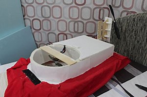 Thrust-Vectoring Hovercraft On A Budget