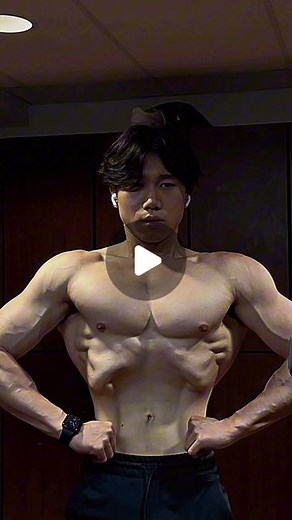 Jimmys Progress on Instagram: "勞 Someone made this crazy edit. Program in bio to build a proportional physique. - - 欄 Join the Jimrat family - Follow to learn how to build muscle  - - Like, Save, Comment, Share  - - #aesthetics #bodybuilding #explorepage #bodypositivity"