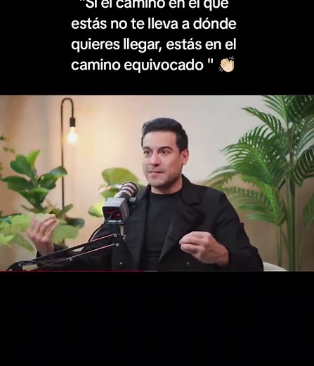 El Camino Hacia Tus Sueños: Reflexiones de Carlos Rivera