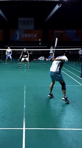 1.4M views · 29K reactions | To win, in addition to attacking, you must defend well #badminton | Badminton Tutorial | Facebook