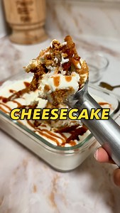 Viral Yogurt Cheesecake with Guava! 😍 It’s the guava for meeeee! Comment CHEESECAKE for the recipe! ••••••••••••••••••••••••••• La salsita de guayaba lleva este cheesecake a otro nivel. Comenta CHEESECAKE y te mando la receta. #viralyogurtcheesecake #viralcheesecake #guavasauce #puertoricandesserts Viral yogurt cheesecake, viral yogurt cheesecake with guava, guava sauce recipe, Puerto Rican desserts | Made With Sazón