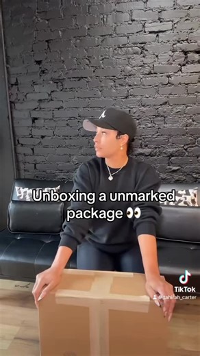 Published Hair Artist on Instagram: "I thought it was my jacket from the #tiktokshop 😩😩 While I’m in the middle of creating for award season, Thank You @redkenpro I can’t wait to try this new line. This was right on time ☺️❤️ #atlantahairstylist #shadesalk #atlantanaturalhairstylist"