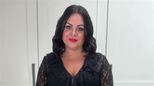 I bagged a mini skirt and lace top in autumn Quiz haul, they flatter my midsize figure