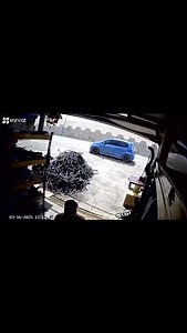 Lori langgar Hilux di Chiku 3, Gua Musang, Kelantan. #Lagumana #Lagutula #Tula | Lagu Mana. Lagu Tu La.