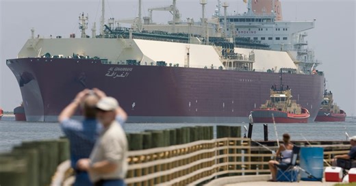Regulators give more time for Alaska LNG import facility