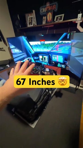 Crazy sim racing ￼setup 🤯 #triplemonitor #Bezel