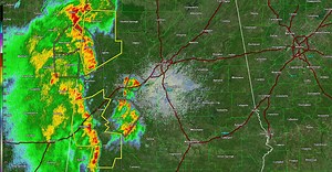 9.2K views · 84 reactions | 6:40p Radar: A line of strong to severe thunderstorms is moving into western Alabama. These storms are capable of damaging winds! #alwx | US National Weather Service Birmingham Alabama | Facebook
