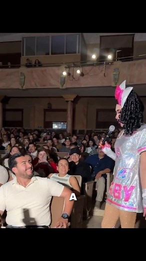 El Show de Gaby Mendoza: Momentos Cómicos y Actuaciones