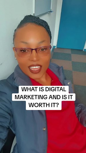 What is DIGITAL marketing and is it worth it? #digitalbossacademy #DBA #makemoneyonline2023 #godisinit #marketingdigital #fyp
