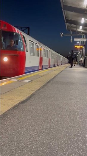 Bakerloo Line pulling into Stonebridge Park for Elephant & Castle