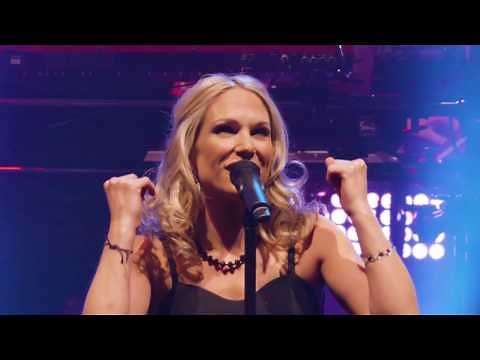 Schiller mit Tricia McTeague//Sonne//Dancing In The Dark (Zeitreise Live 2016)