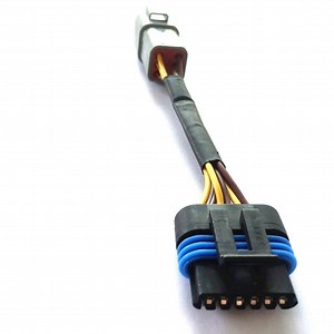 [Hot Item] 6 Pin Fuel Injector Connector to Dt 6 Pin Auto Connector Engine Wire Harness for Toyota