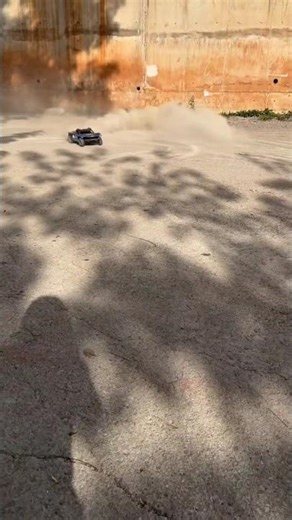 RC Short Course Truck: High-Speed Traction & Power Slide Test.