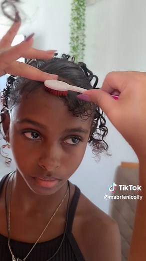 Parte 5 fazendo baby hair 😍 #seguidora #finalização #Cachos #foyou #táficandolindo