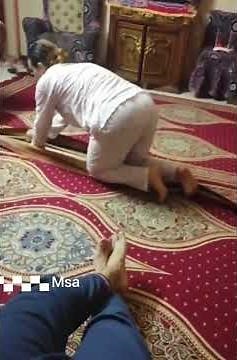 #ديوث يصور زوجته من اجل الشهره