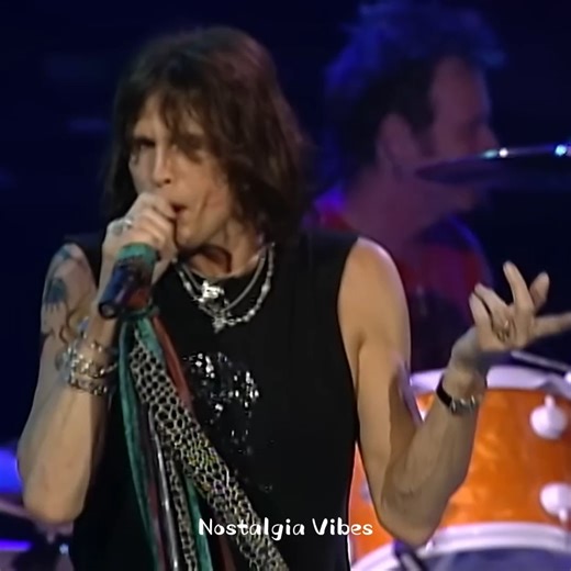 356K views · 20K reactions | I Don't Want To Miss A Thing (Live 2004) | Nostalgia Vibes | Facebook