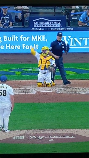 Abs MOCKERY#shortvideo #shorts #shortsfeed #short #viralvideo #viral #shortsvideo #mlbb #sports #new