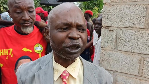 WHEN MORGAN MEETS A FORMER SCHOOL MATE-LEADERSHIP HAS A HISTORY AND A NAME. Long before the Chawama by-elections, Hon Morgan Muunda was already leading. At Monze Secondary School in 1998, he rose through merit, succeeding as Headboy, later becoming Southern Province Headboy. He captained the Pure Chemistry Jets Club, stood out as a sharp debater and judges’ member, and emerged as one of the most active student leaders, earning 14 trophies along the way. Those who knew him then are not surprised 