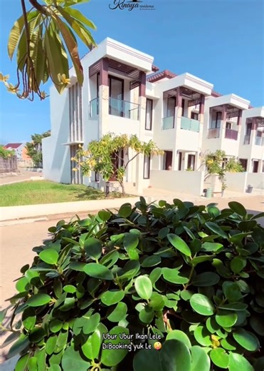 🏡 Perumahan Mewah di Cirebon – Kinaya Residence Hunian eksklusif dengan lokasi super strategis, dekat pusat kota dan berbagai area pembelanjaan. Cocok untuk tempat tinggal maupun investasi! ✨ Promo Spesial: ✔ Tanpa DP ✔ Cukup Booking Fee 10 Juta (All In) ✔ Cashback 50 – 100 Juta tanpa diundi ✔ Cicilan mulai 6 jutaan / bulan 🏠 Pilihan Unit: • Ready Stock (siap huni) • Indent (bangun baru) 💳 Metode Pembayaran: • Cash Keras • Cash Bertahap • KPR Bank 📍 Miliki hunian nyaman di lokasi strategis C