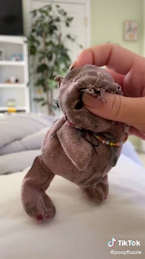 Puff (@poopfluzzle)’s videos with Just Wanna Rock - Lil Uzi Vert