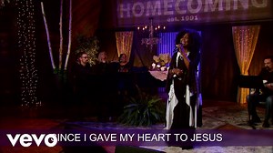 Gaither, Lynda Randle - The Longer I Serve Him (Lyric Video / Live) Video