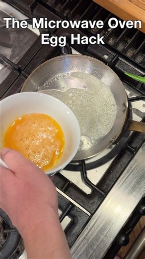 The Microwave Oven Egg Hack