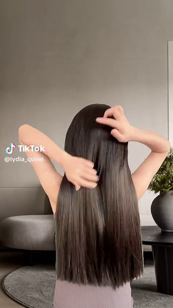 Clip-in Hair Extensions - Straight - Blunt Cut Elevate Your Look with Sleek Straight Blunt Cut Clip-In Extensions Transform your look with our premium Clip-in Hair Extensions - Straight - Blunt Cut and experience the perfect blend of modern sophistication and effortless elegance. These extensions are expertly designed for those who appreciate sleek, straight hair finished with a contemporary blunt cut. Whether you’re aiming for a subtle enhancement or a bold change, our clip-in extensions provid