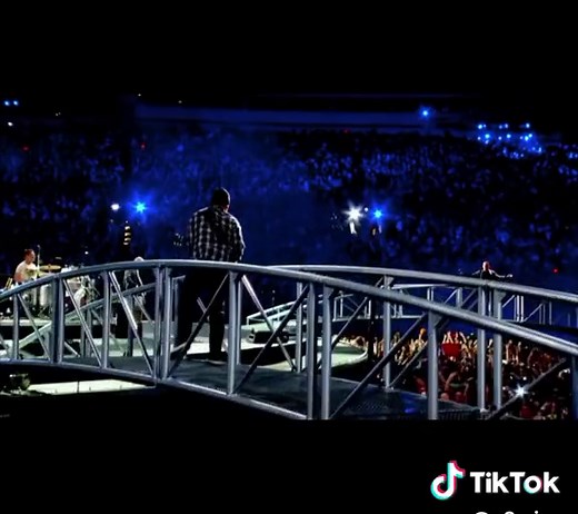 U2 360 Tour Live at Rose Bowl - Until the End of the World Performance