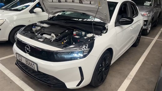 2024 Opel Corsa 1.2T Lite (74 KW)