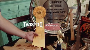 🔥Straight from the recipe of Jason Ragsdale and Bryan Gorden of Lucky Dawgs BBQ comes this championship blend of herbs and spices. It’s the same handcrafted rub that helped land them their prize-winning brisket at the American Royal World Series of Barbecue®. This next-level beef rub will take your brisket, steak or hamburgers straight to the top. See their full-length video, shop, get recipes & discover tips on how to get the most flavor out of your meals here: https://twistdq.com/rubs/texas-b