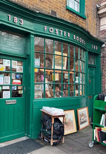 Discover the Charm of Chiswick, London
