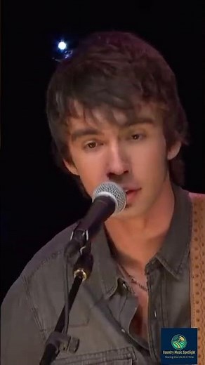 Mo Pitney Sings Ray Price To Ray's Widow #shortsfeed #outlawcountry #countrymusic