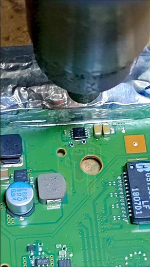How to replace a 5v hard drive output voltage regulator #voltageregulator #regulator #ps4repair
