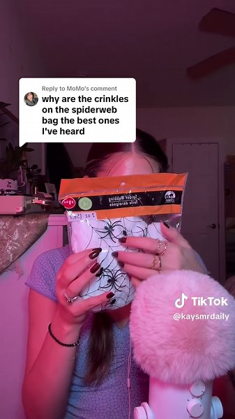 ASMR Experience: Enjoying a Perfect Bag Sound