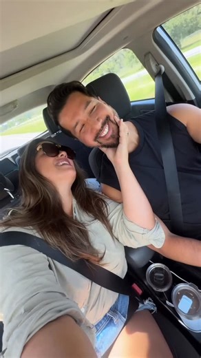 Jessica Craft on Instagram: "that’s my souuulmate ♾️"