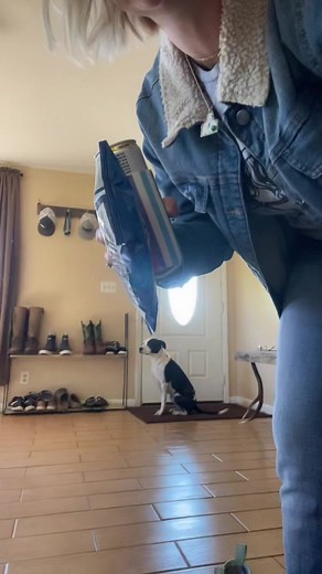 Setting hog traps #ranchlife #hogs #couple #fyp #foryoupage.