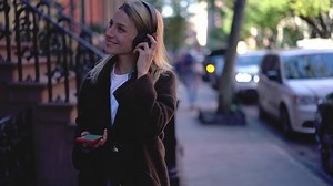 Cheerful Female Meloman Leaving Home Building: vídeo stock (100% livre de direitos) 1034319056 | Shutterstock