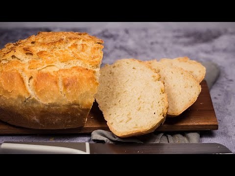 Basic homemade bread: how to make it soft and delicious with an incredible method!