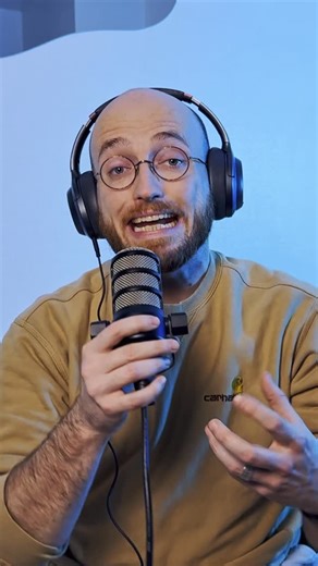 Contrebande Films on Instagram: "Ce petit film français a bouleversé la science-fiction. Il a inspiré Twelve Monkeys, Dark, Arrival, Nolan, Villeneuve… Il s’appelle La Jetée, et c’est peut-être le film de SF le plus intelligent jamais réalisé. #cinema #film #recommendations #twist #classic"