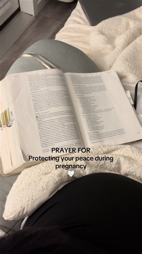 Pregnant mamas… do you ever feel like you need to step back to protect your peace?🤍 Comment ‘yes’ if you're learning to set boundaries too🤧 #pregnancytiktok #firsttimemom #faithovereverything #protectyourpeace #jesuslovesyou