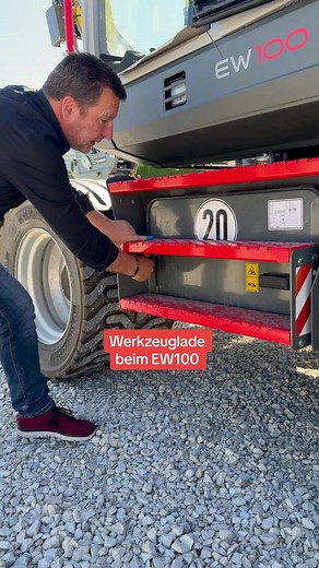 Versteckte Werkzeuglade beim Wacker Neuson EW100 entdecken!