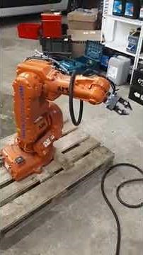 Industrial robot ABB IRB 140