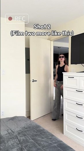 POV: Your Clones Started Following You 😳 Reverse Walking Effect Tutorial