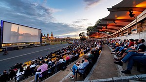Open Air Kino 2023 in Hamburg und Co.: Der Freiluftkino-Sommer startet – Öffnungszeiten und Programm