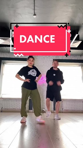 Танцы 2021: популярные движения и тренды TikTok