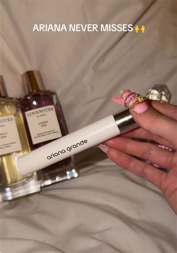 2000s Fashion Inspiration: MOD & Vanilla Suede Looks