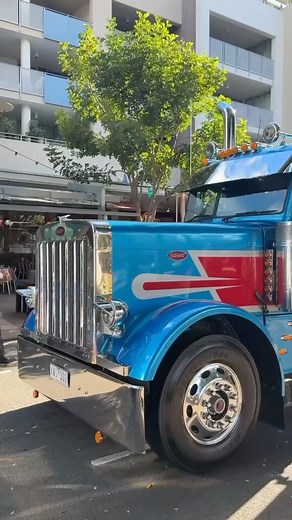 We have had the privilege of checking out all things trucks at the Brisbane Truck Show this past week. A great few days exploring an impressive display of big rigs at the ‘Show and Shine’ and some exciting innovations for the industry. #alexandergroup #trucksofinstagram #trucksofnewzealand #brisbanetruckshow #showandshine | Alexander Group