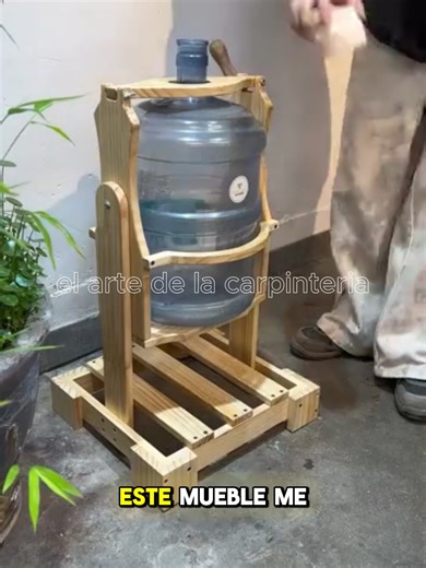🪚 Aprende carpintería fácil y creá tus propios muebles desde casa 🛠️ Tips, técnicas y proyectos que sí funcionan 💡 #carpinteríacreativa #DIYCarpintería #MueblesHechosAMano #woodworkingtiktok #ProyectosDIY #CarpinteríaCreativa #WoodworkingTikTok