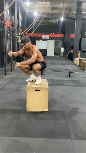 BURPEES BOX JUMP OVER #crossfit #motivation #gym #burpees #box #jump #over #power #training